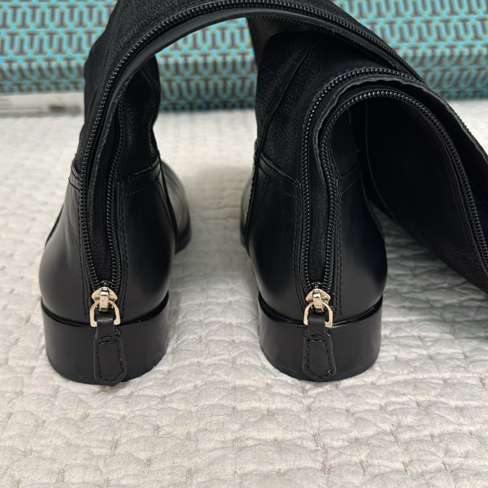 Tory Burch Simone Boots - Picture 8 of 9